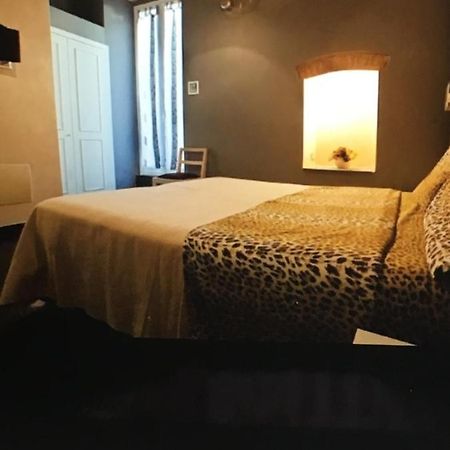 B&B Maddalena アラッシオ エクステリア 写真